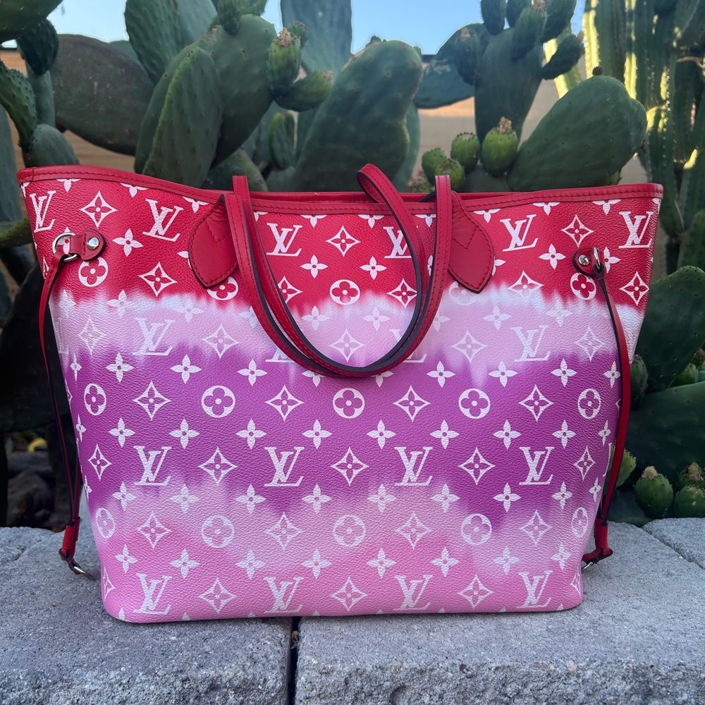 Louis Vuitton Neverfull - Picture 2 of 10